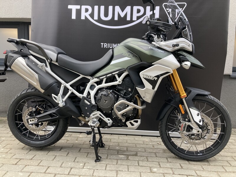 Triumph Tiger 2023 y Enduro motorcycle