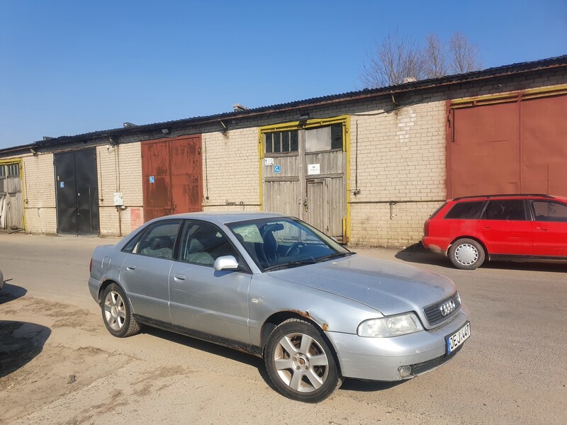 Фотография 3 - Audi A4 B5 1.9 DYZELIS 85 KW 2000 г запчясти