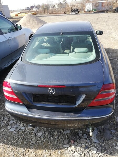 Photo 4 - Mercedes-Benz Clk 200 W209 2003 y parts