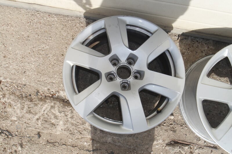 Photo 3 - Audi A6 light alloy R17 rims