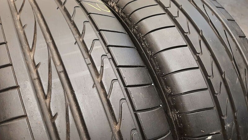 Фотография 2 - Bridgestone Dueler HP Sport R19 летние шины для автомобилей