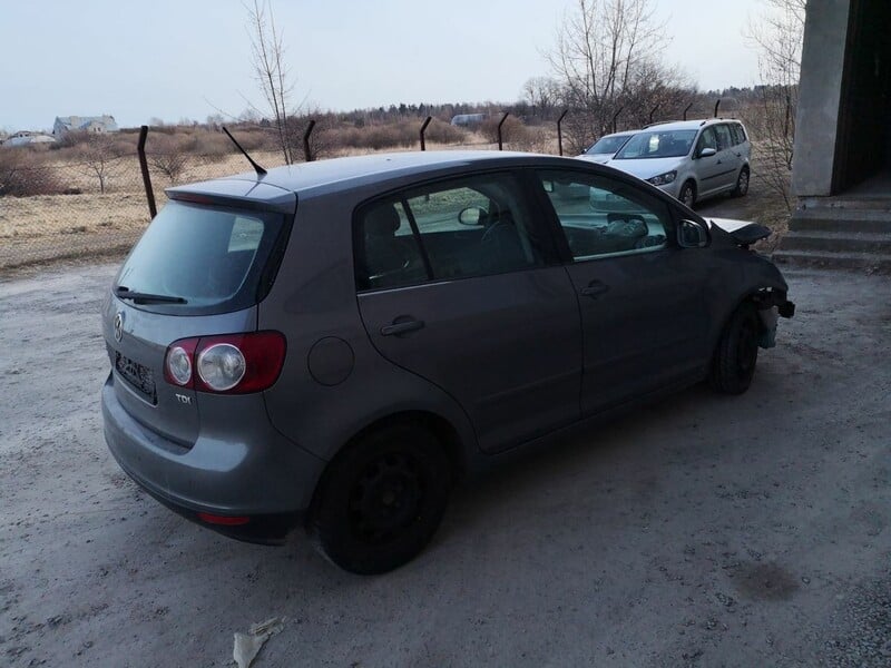 Photo 5 - Volkswagen Golf Plus 2006 y parts