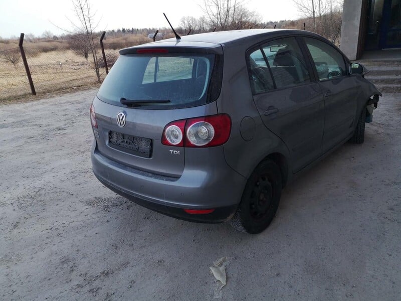 Photo 8 - Volkswagen Golf Plus 2006 y parts