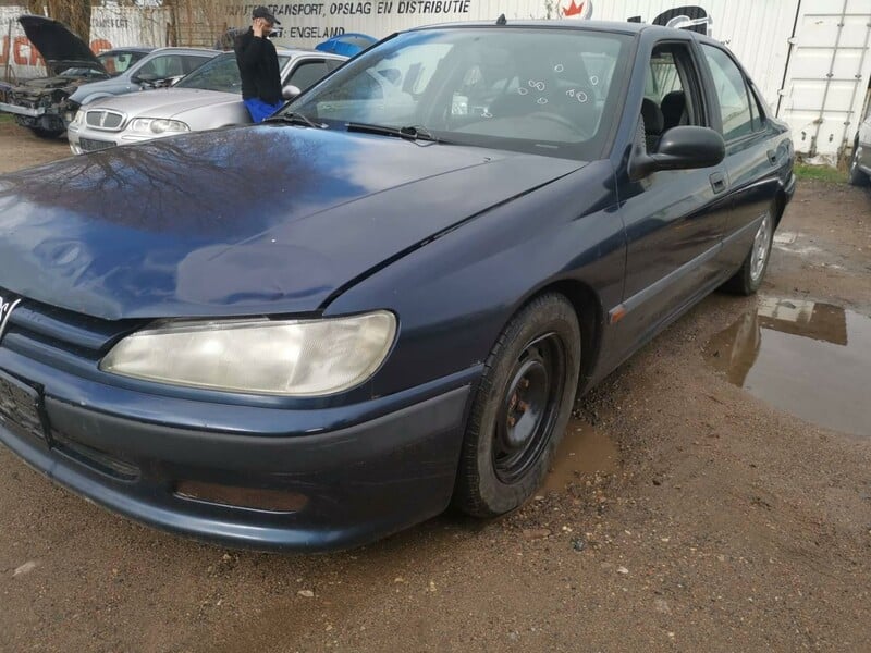 Photo 2 - Peugeot 406 1997 y parts