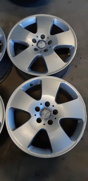 Photo 2 - Mercedes-Benz Nr12 light alloy R17 rims