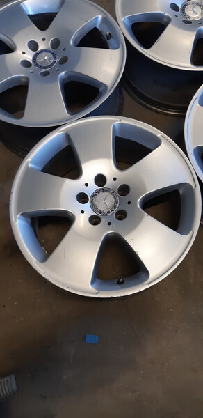 Mercedes-Benz Nr12 light alloy R17 rims