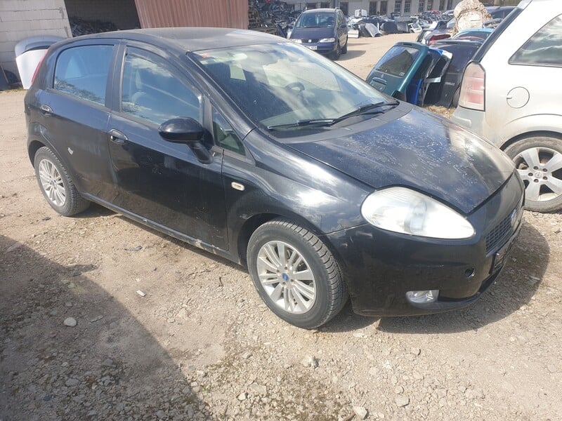 Photo 2 - Fiat Punto 2008 y parts