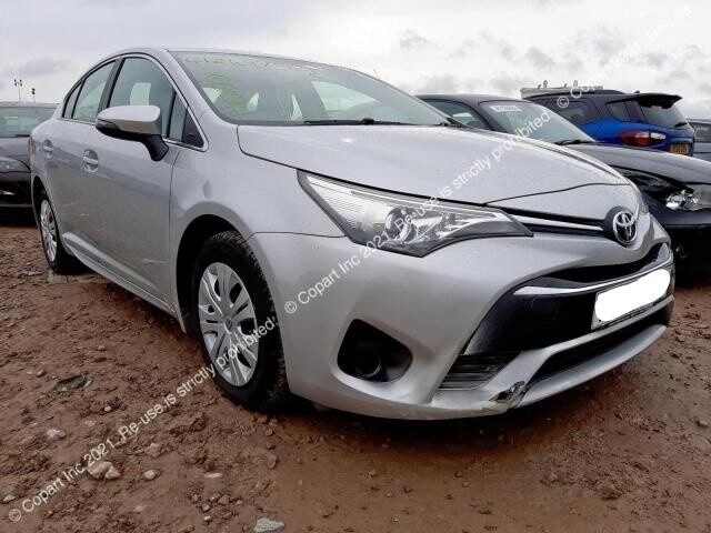 Photo 2 - Toyota Avensis 2015 y parts