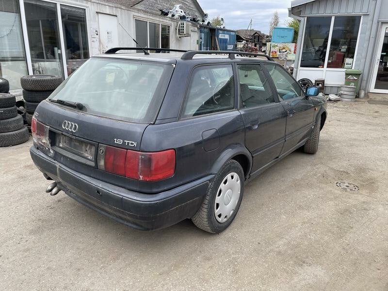 Фотография 7 - Audi 80 1993 г запчясти