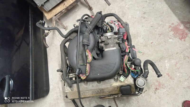 Photo 8 - Bmw 318 E46 2000 y parts