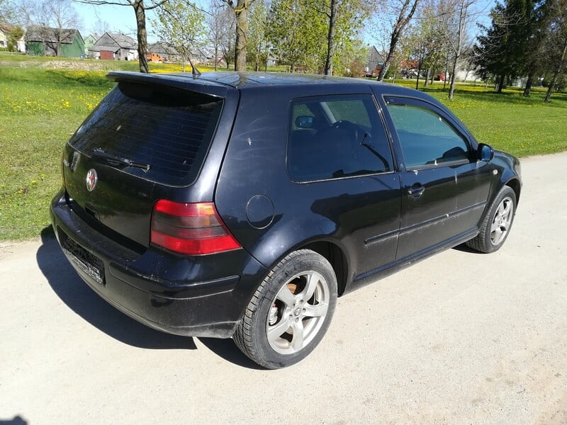 Photo 3 - Volkswagen Golf 1999 y parts