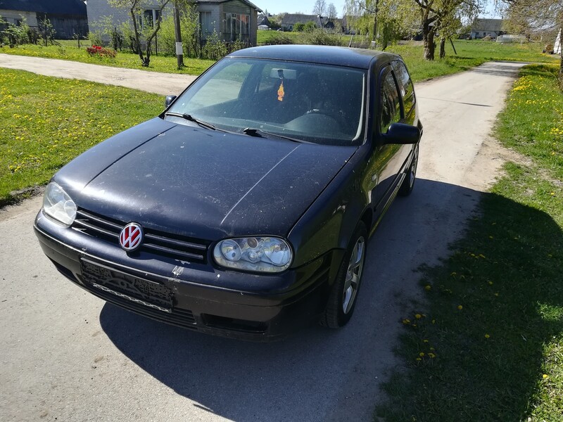 Volkswagen Golf 1999 г запчясти