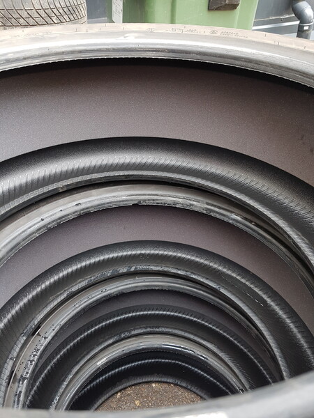 Photo 3 - Hankook Ventus s1 R21 summer tyres passanger car