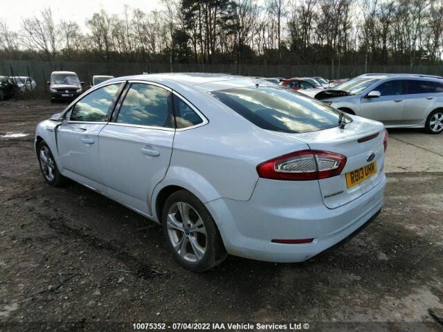 Photo 2 - Ford Mondeo 2013 y parts