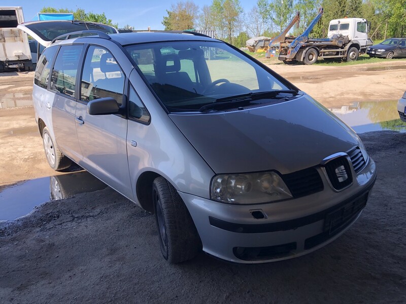 Photo 2 - Seat Alhambra 2003 y parts