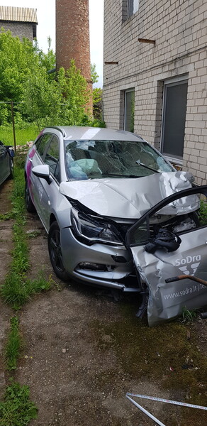Nuotrauka 1 - Opel Astra 2018 m dalys