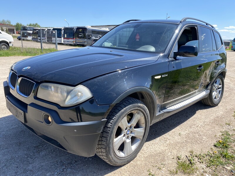 Bmw X3 E83 2005 m dalys