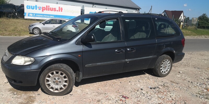 Photo 3 - Chrysler Grand Voyager 2002 y parts