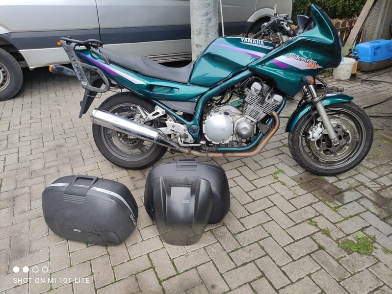 Touring / Sport Touring Yamaha XJ 1995 y parts