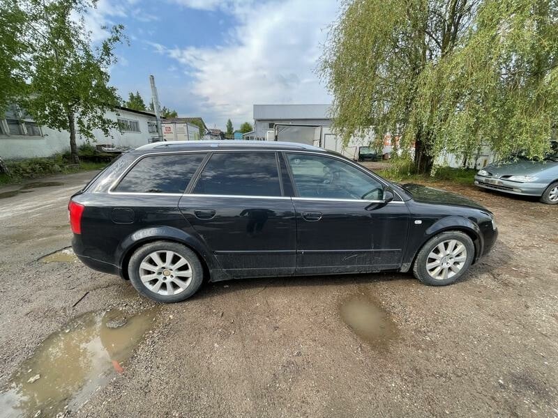 Photo 8 - Audi A4 2004 y parts