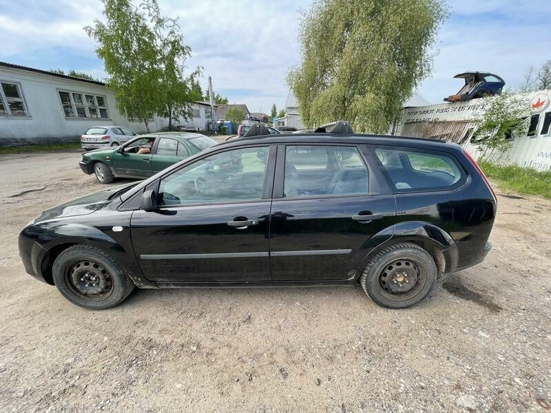 Photo 4 - Ford Focus 2006 y parts