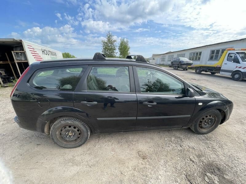 Photo 8 - Ford Focus 2006 y parts