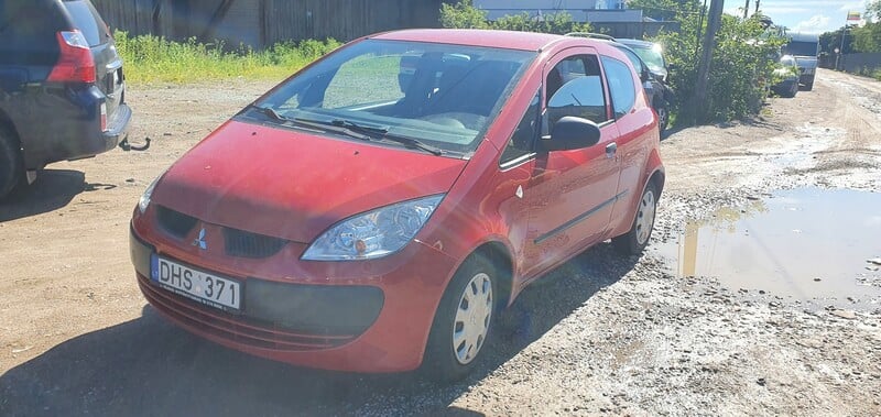 Photo 2 - Mitsubishi Colt Z30 2009 y parts