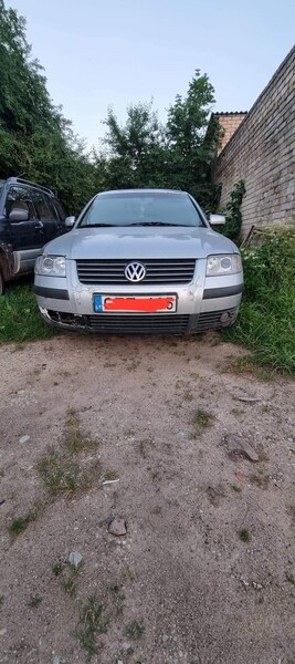Фотография 1 - Volkswagen Passat 2001 г запчясти