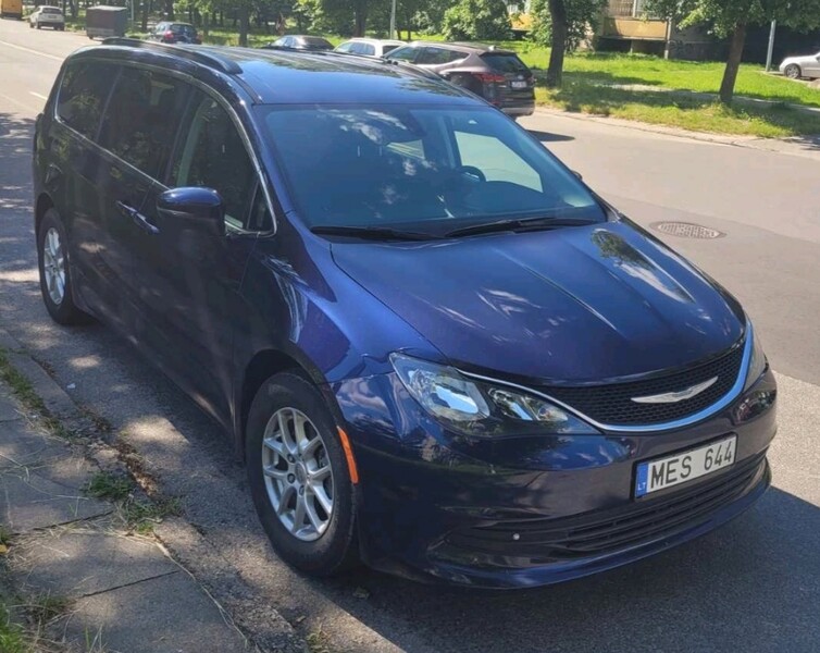 Photo 8 - Chrysler Pacifica 2018 y rent