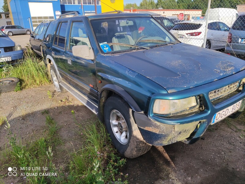 Opel Frontera 1996 m dalys