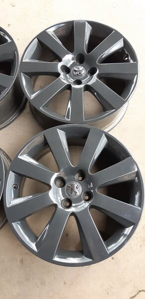 Photo 3 - Peugeot Nr128 3008 light alloy R18 rims