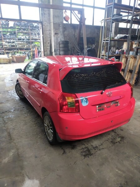 Photo 3 - Toyota Corolla 2003 y parts