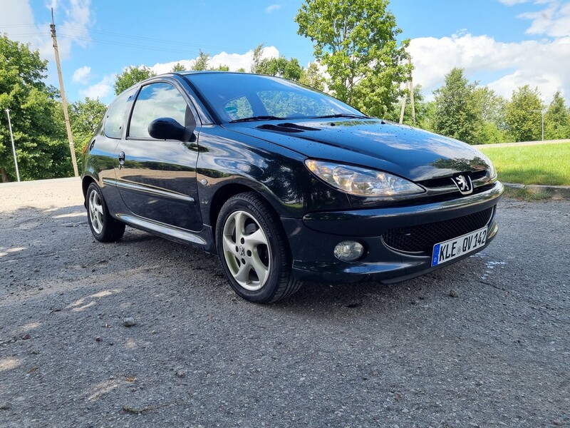 Фотография 4 - Peugeot 206 2005 г Купе