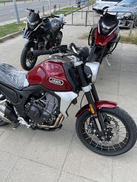 Фотография 14 - Jawa 500 2023 г Классический / Streetbike мотоцикл