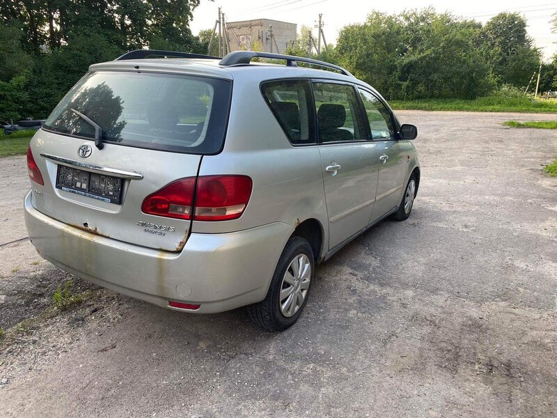 Nuotrauka 3 - Toyota Avensis Verso 2001 m dalys