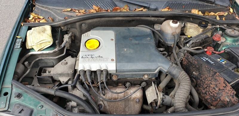 Photo 5 - Renault Clio II 1999 y parts