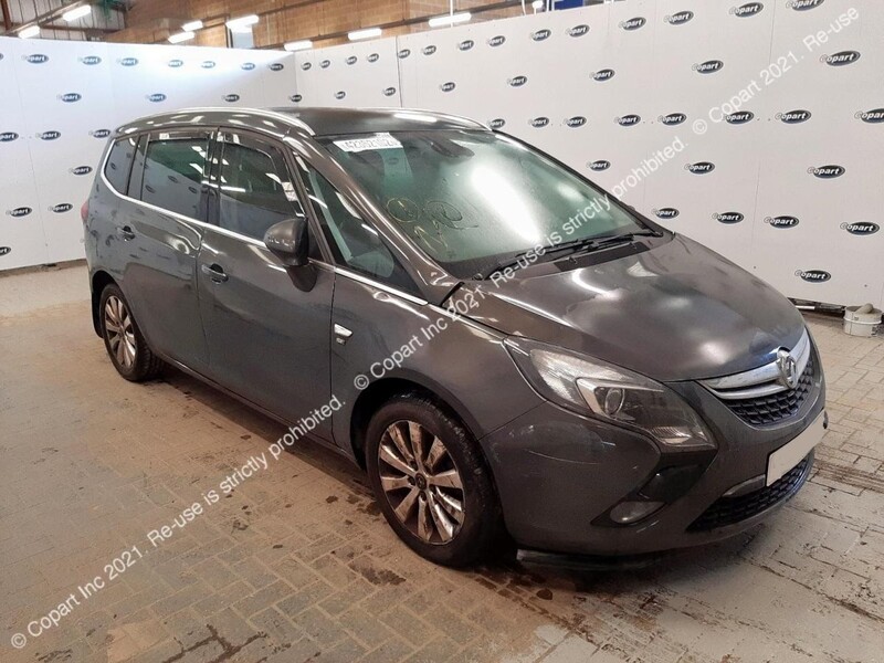 Opel Zafira 2014 m dalys