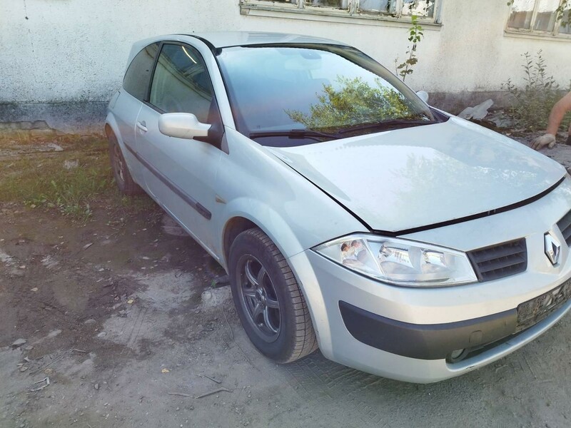 Renault Megane 2004 y parts