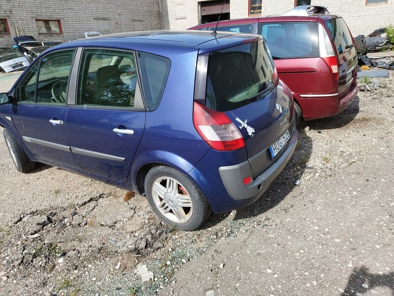 Renault Scenic 2005 y parts