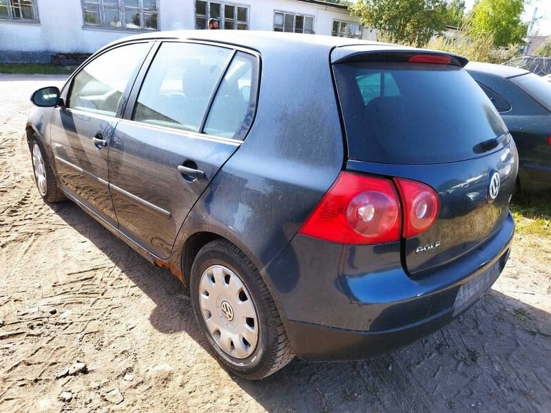 Nuotrauka 4 - Volkswagen Golf 2004 m dalys