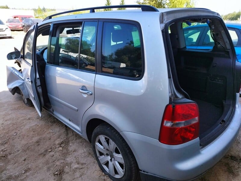 Photo 4 - Volkswagen Touran 2004 y parts