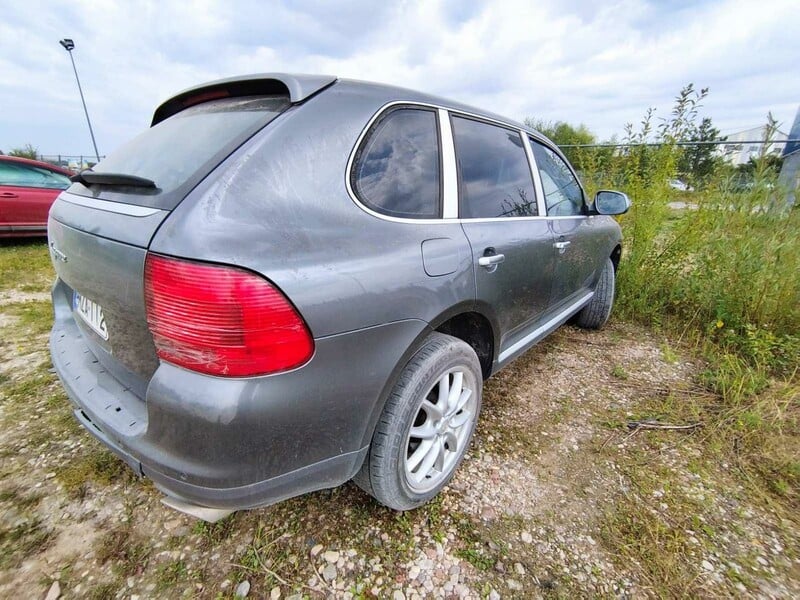 Photo 4 - Porsche Cayenne 2006 y parts