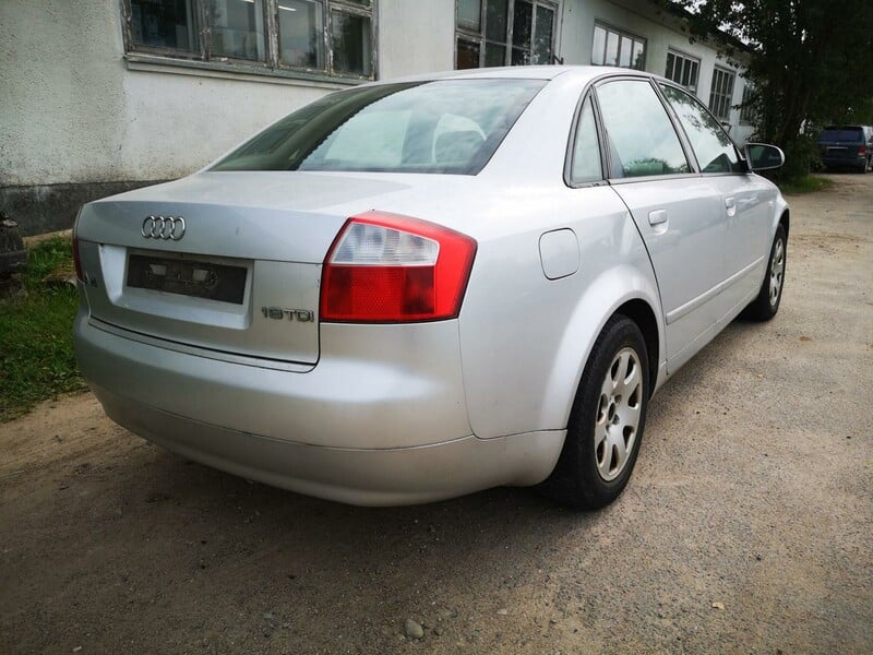 Nuotrauka 6 - Audi A4 2002 m dalys