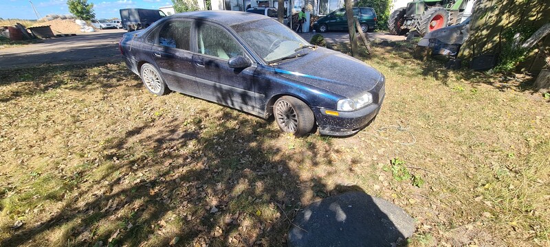 Photo 2 - Volvo S80 2002 y parts