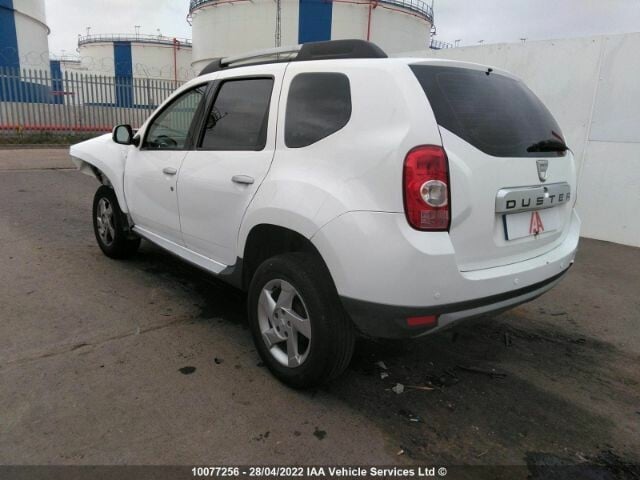 Photo 2 - Dacia Duster 2013 y parts