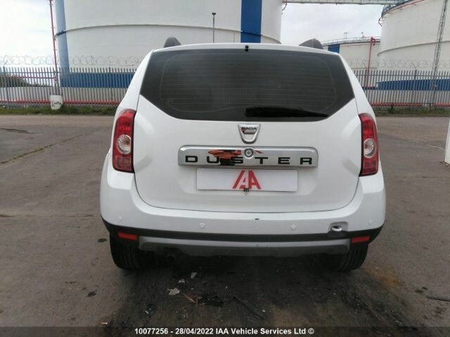 Photo 3 - Dacia Duster 2013 y parts