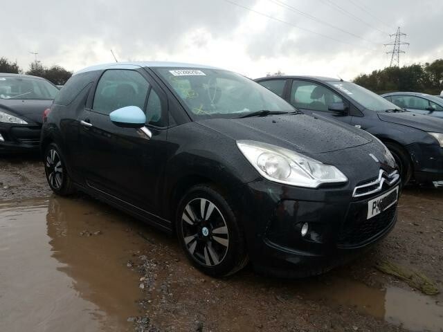 Photo 2 - Citroen Ds3 2011 y parts