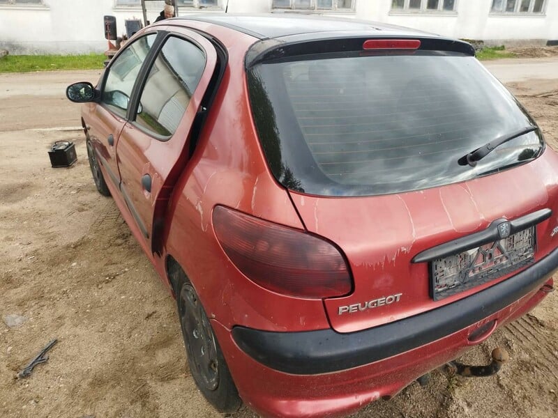 Photo 4 - Peugeot 206 2001 y parts