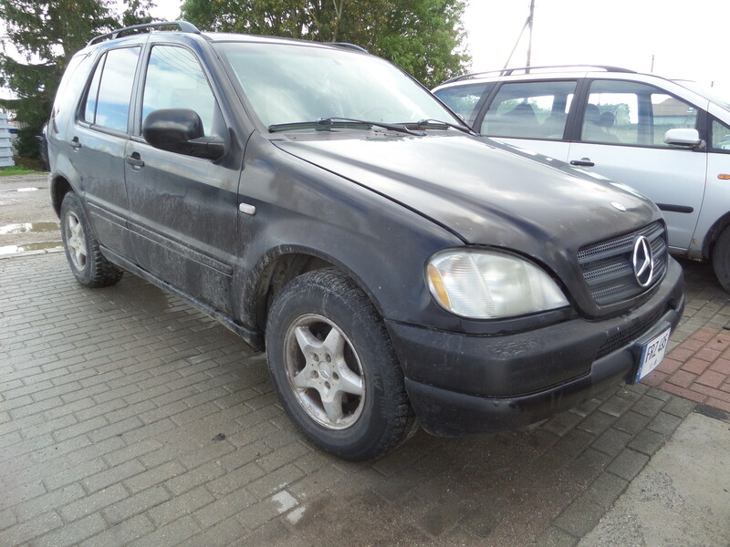 Nuotrauka 2 - Mercedes-Benz Ml 320 2000 m dalys