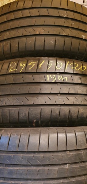 Photo 1 - Bridgestone R20 summer tyres passanger car
